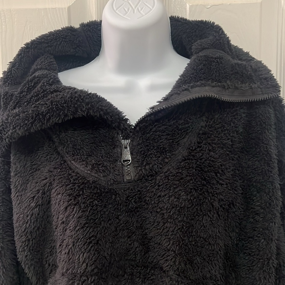 Free People short fleece 3/4 zip top - Picture 2 of 5